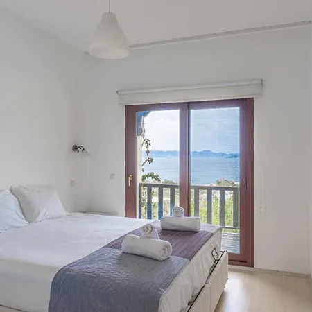 Special 2 Bedroom Terrace With A Unique Sunset View Guemuesluek Апартаменты *