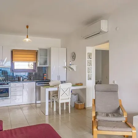 Special 2 Bedroom Terrace With A Unique Sunset View Guemuesluek Апартаменты Бодрум